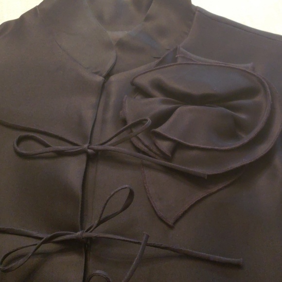 Satin ellagant top - Picture 3 of 5